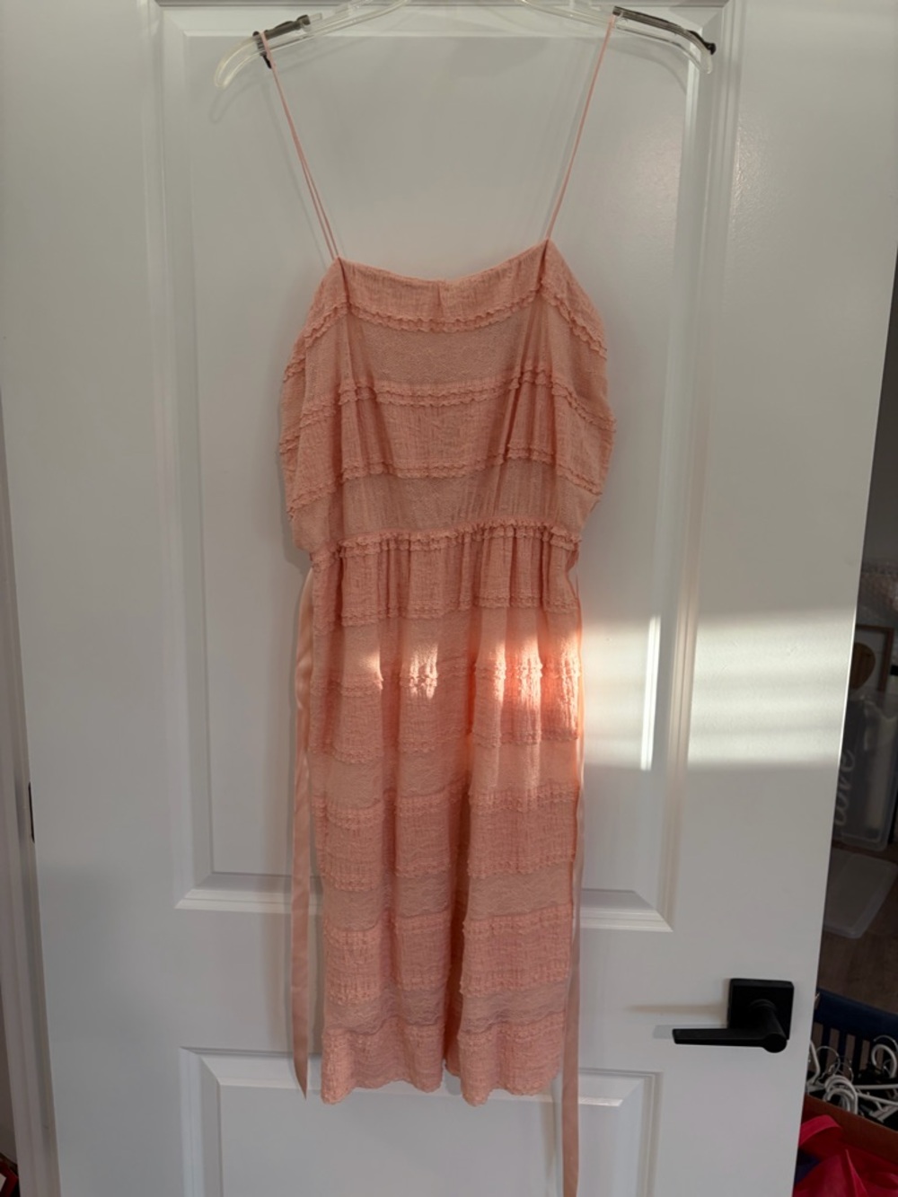 Sleeveless Pink Lace Midi Dress with Spaghetti Straps